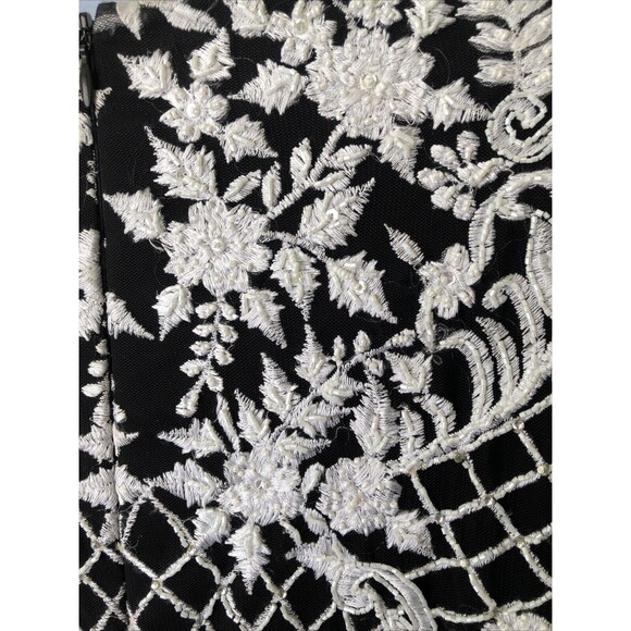 Unbranded White/Black Lace Overlay Feather Detail Lined Dress No Size Tag *Read* - Picture 5 of 13